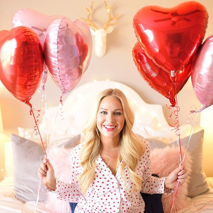 Red Heart Balloons 20 Heart Shaped Balloons with I Love U heart Balloon
